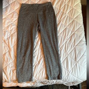Grey Zobha Cropped Workout Leggings size Medium